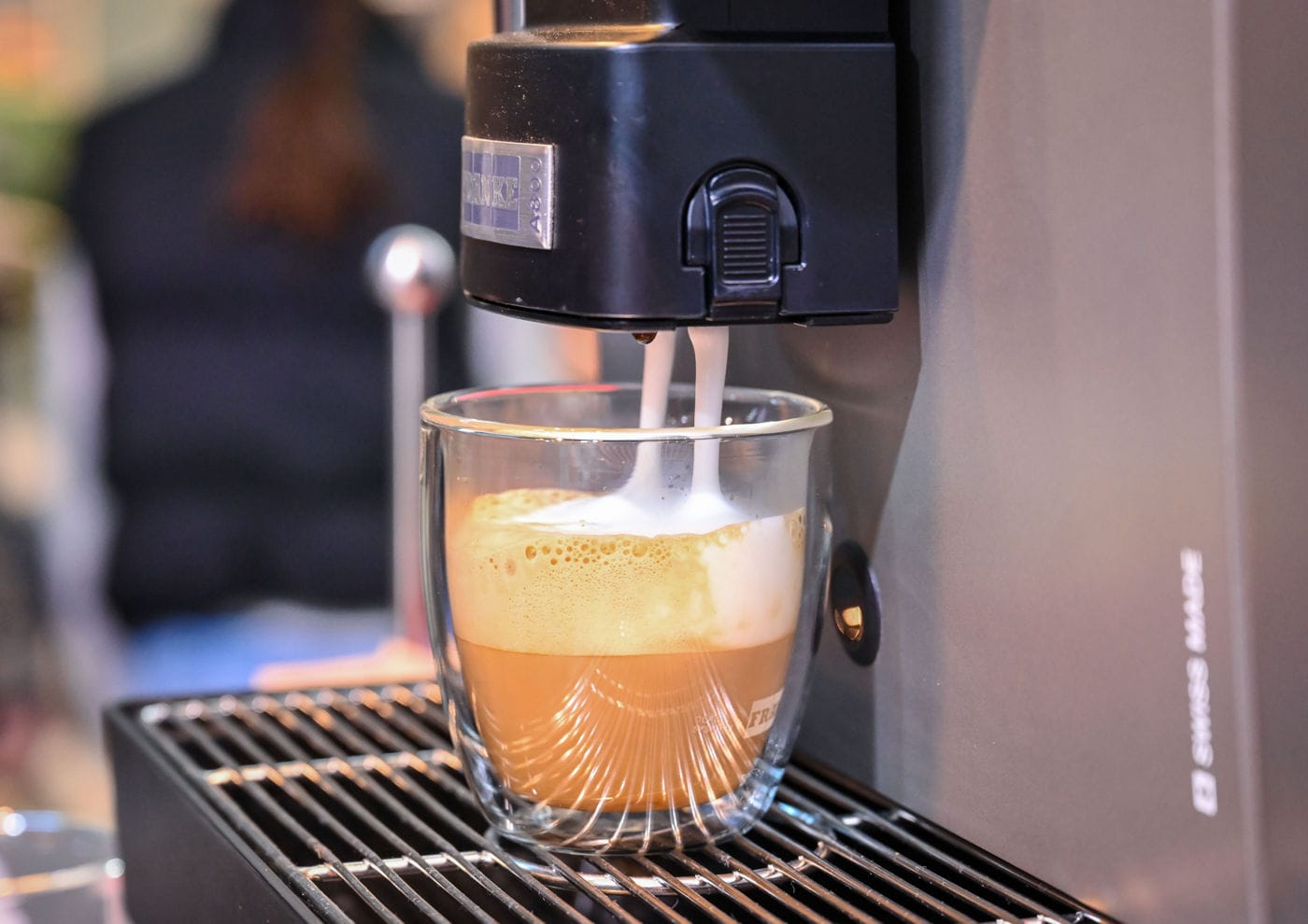 Automatic cappuccino preparation in a Franke coffee machine