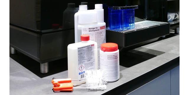 Franke EasyClean cleaning supplies